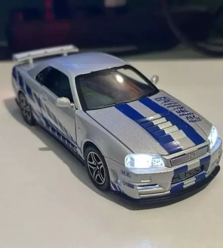 Nissan Skyline GTR R34 Miniatura Colecionável